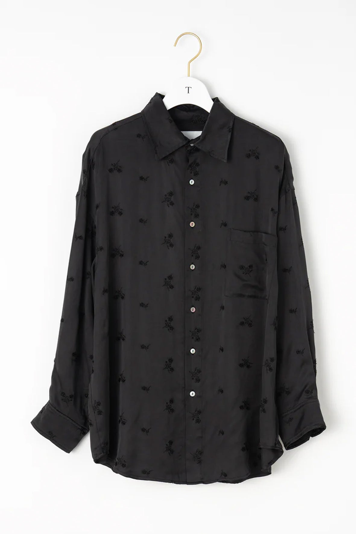 Camisa flores bordadas