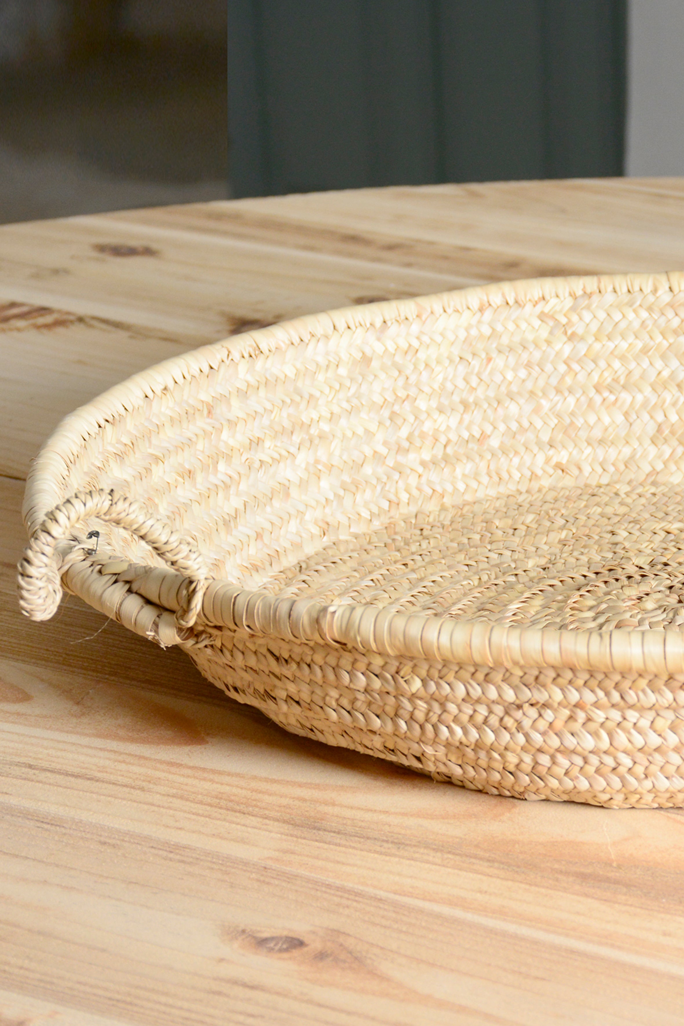 Flat basket