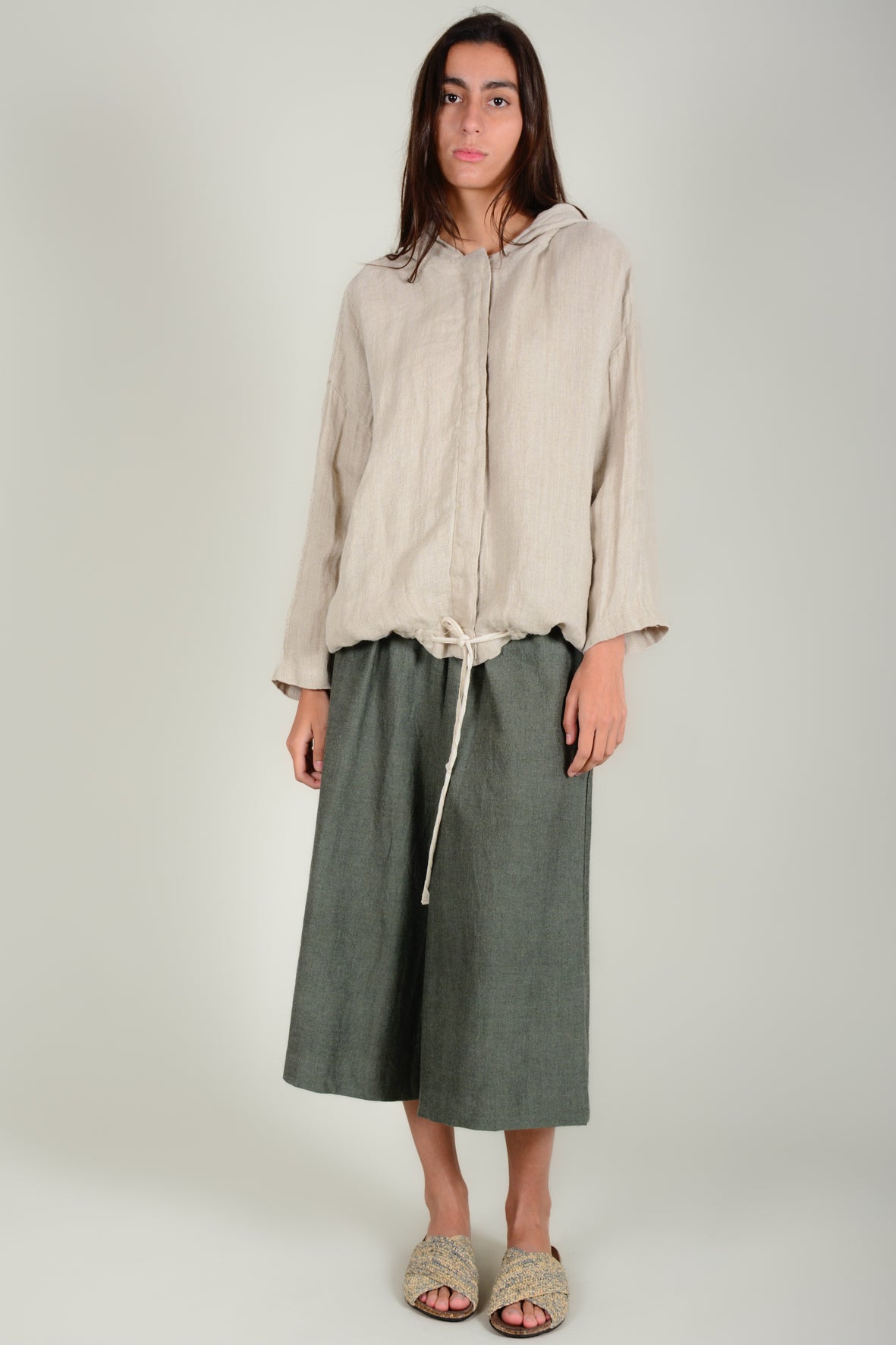 Cazadora capucha lino