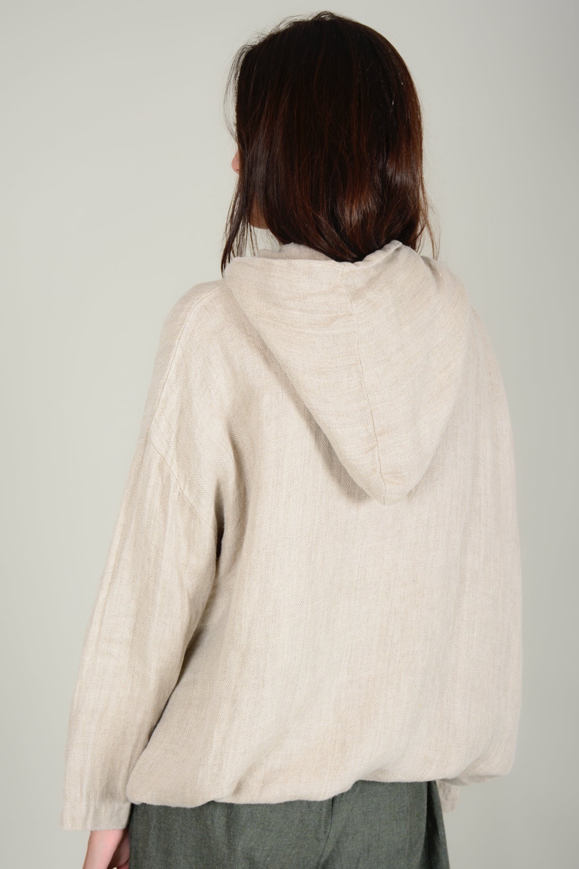 Cazadora capucha lino