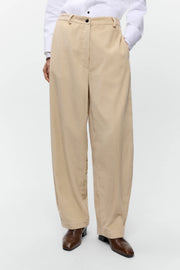 Pantalón curved pana ancha