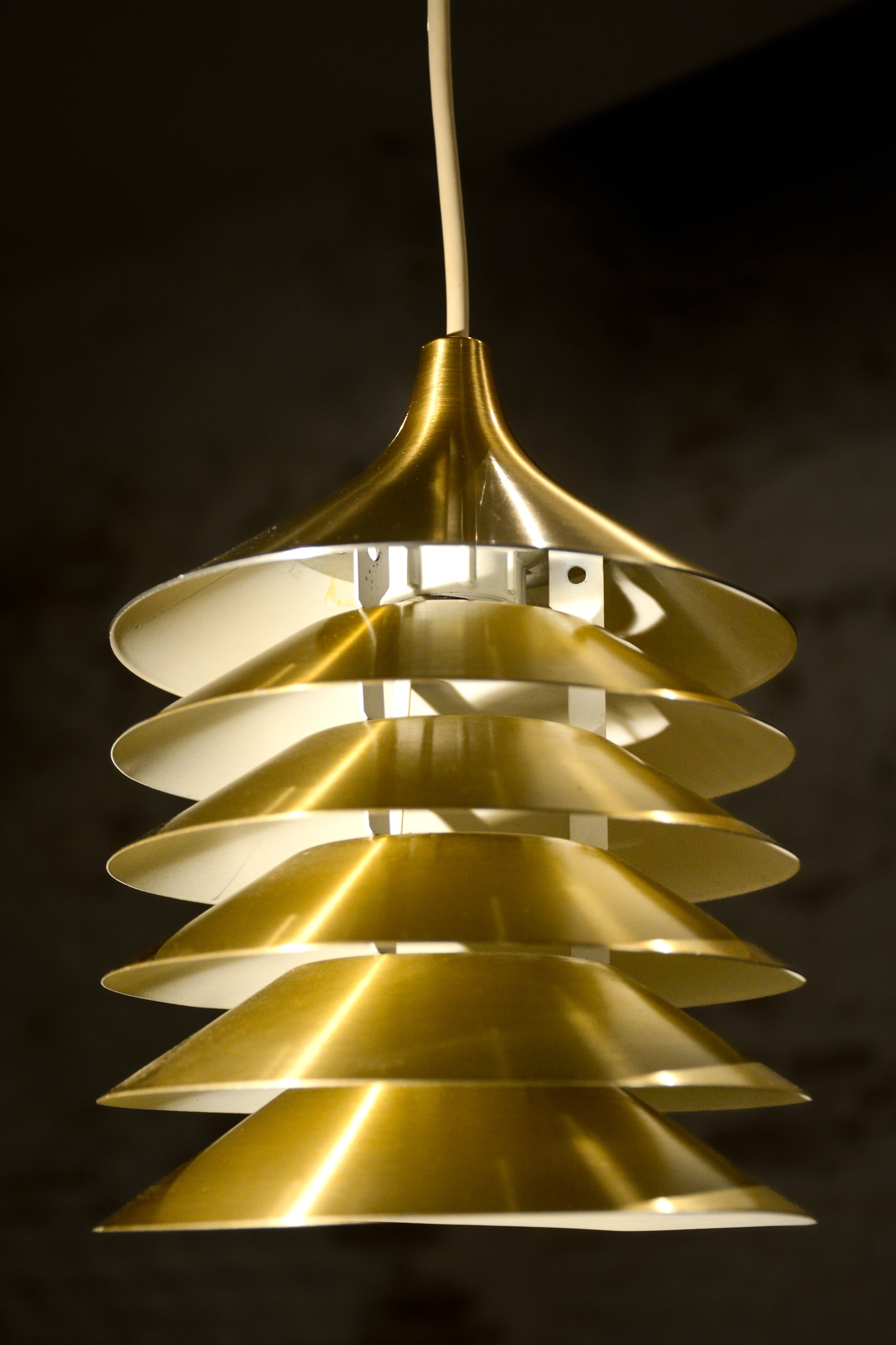 lámpara dorada - Suecia años 70´s