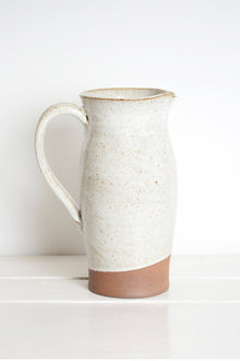 Ceramic base jug