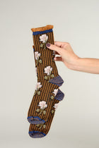 Calcetines rayas y flores