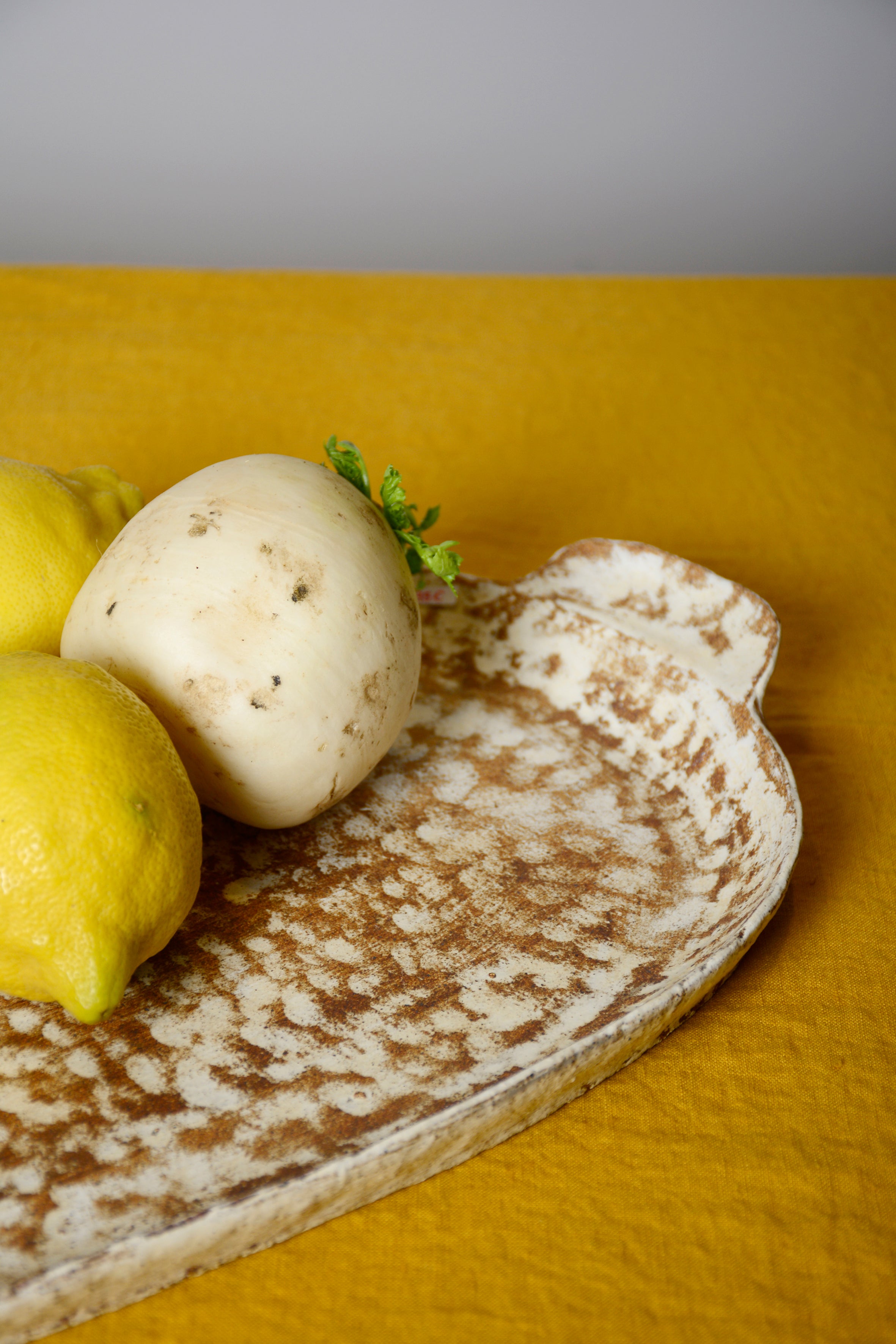 Honey linen tablecloth 