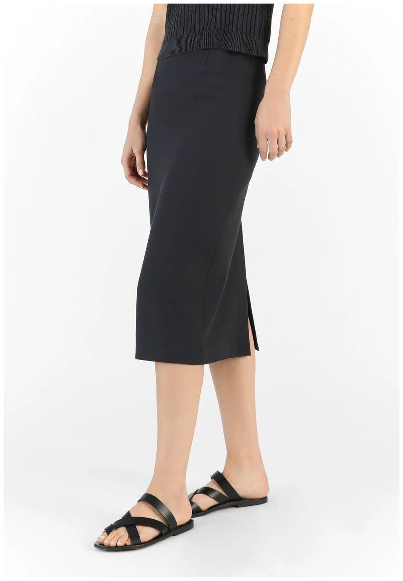 Long pencil skirt