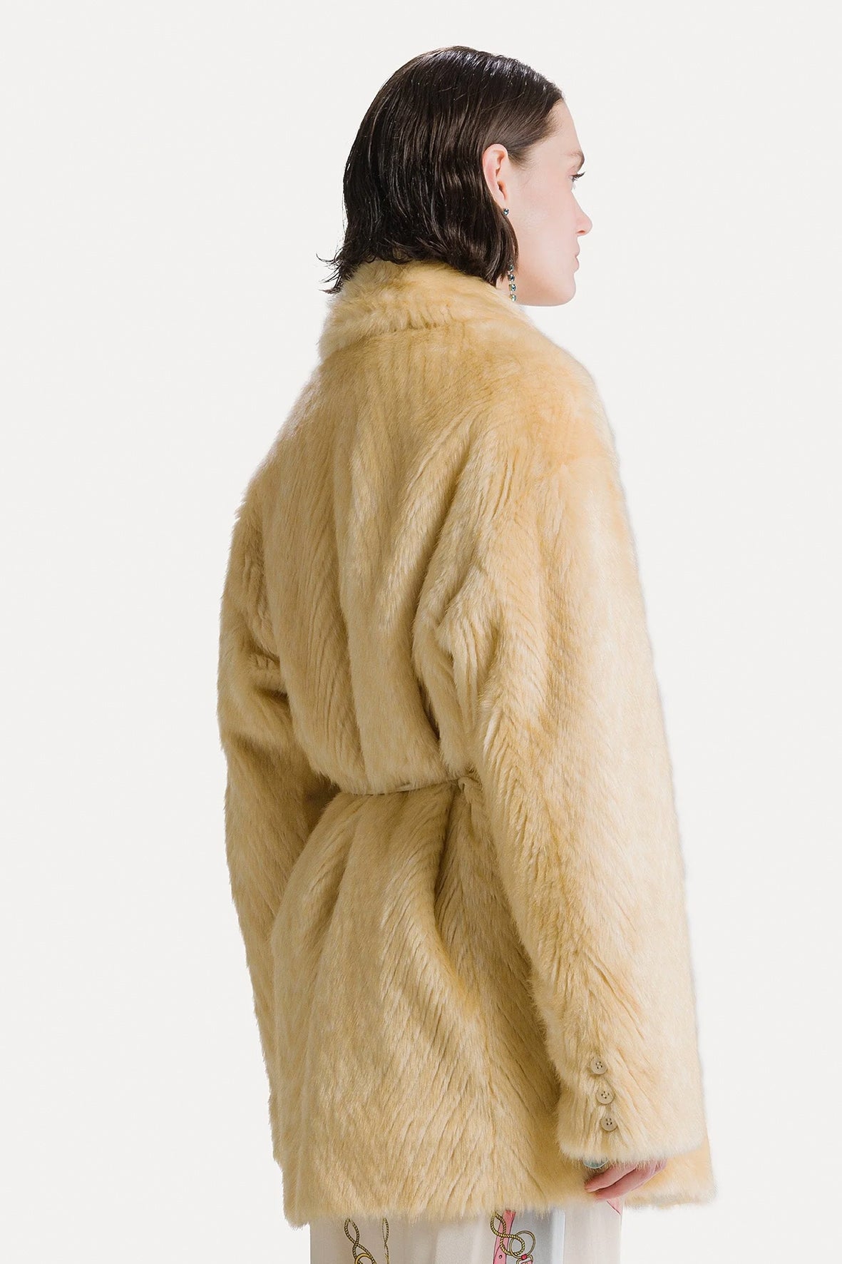Chaqueta eco fur belted