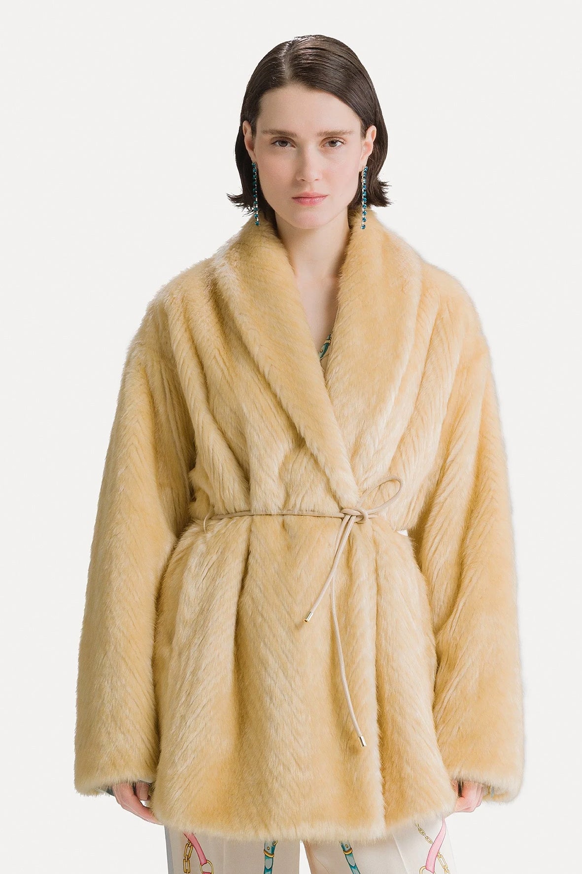 Chaqueta eco fur belted