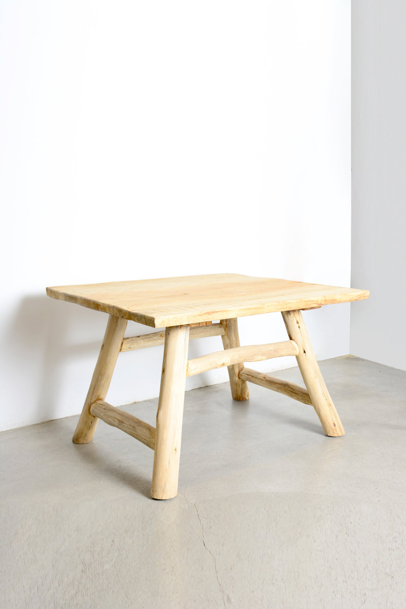 Elm table