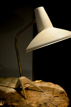 Lámpara Cosak Leuchten tripode de latón y panta años 50´s