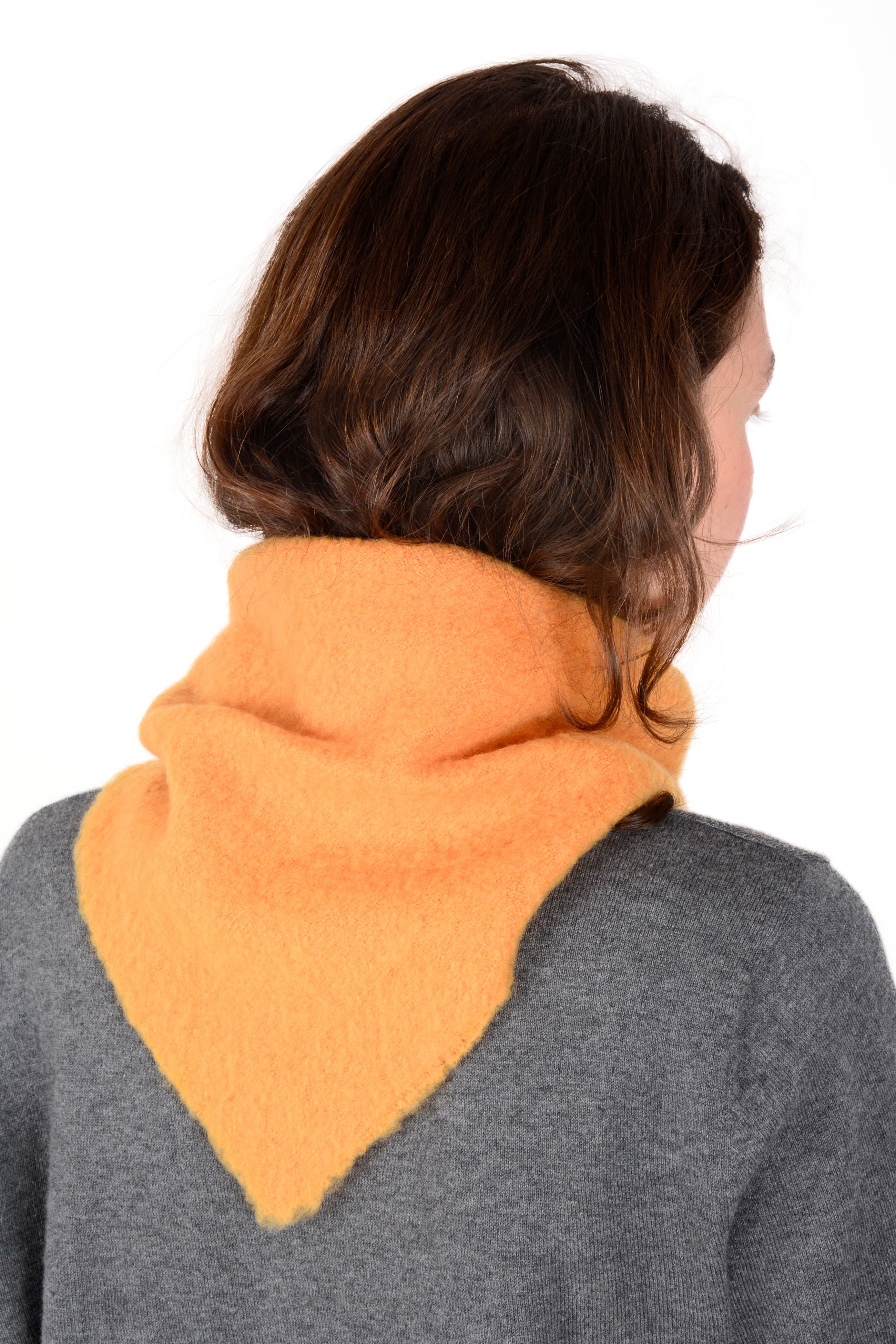 Pañuelo pico lana y cashmere