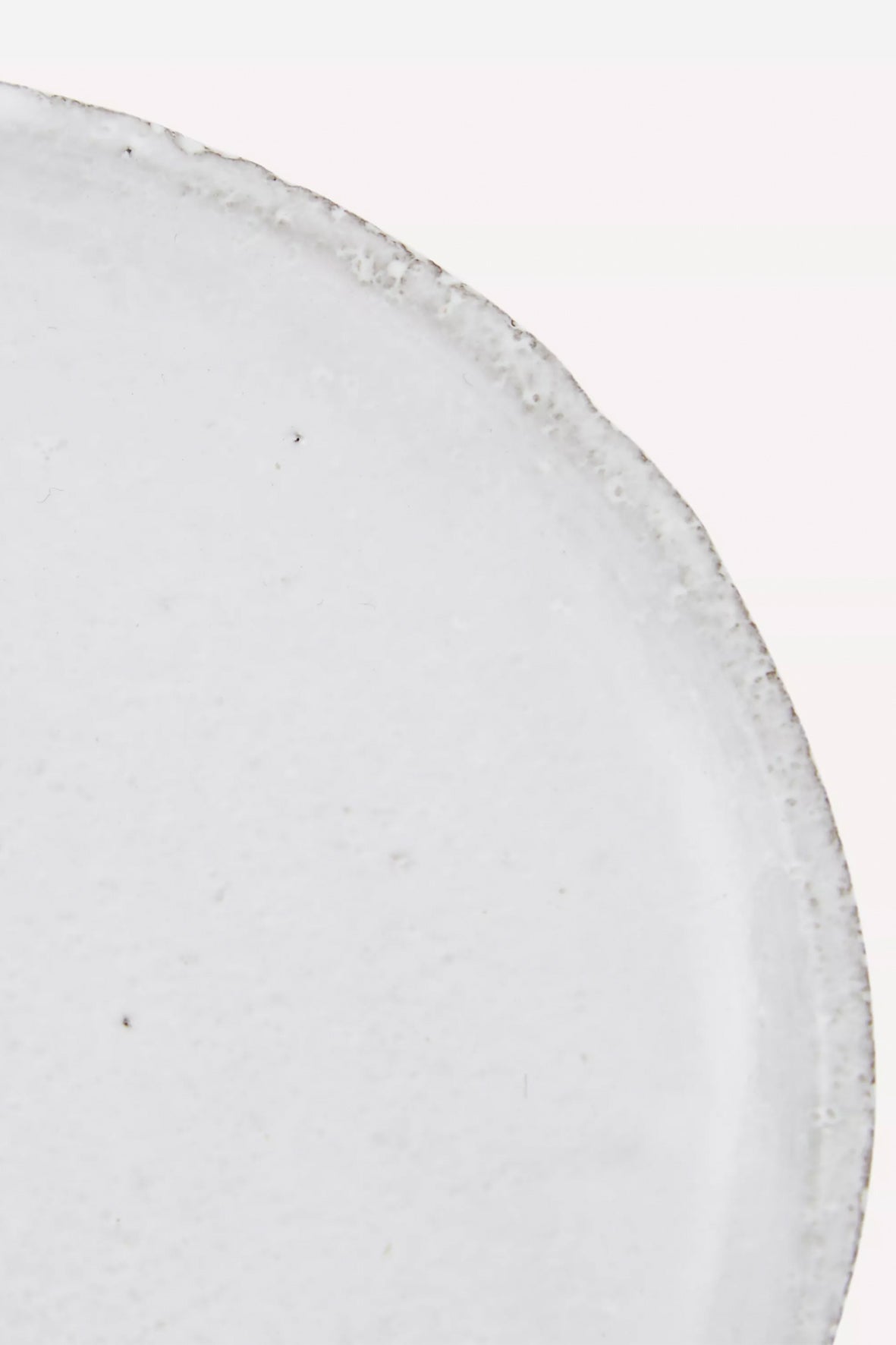 Plato de pan pequeño liso
