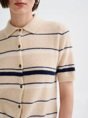 Polo cuello y rayas