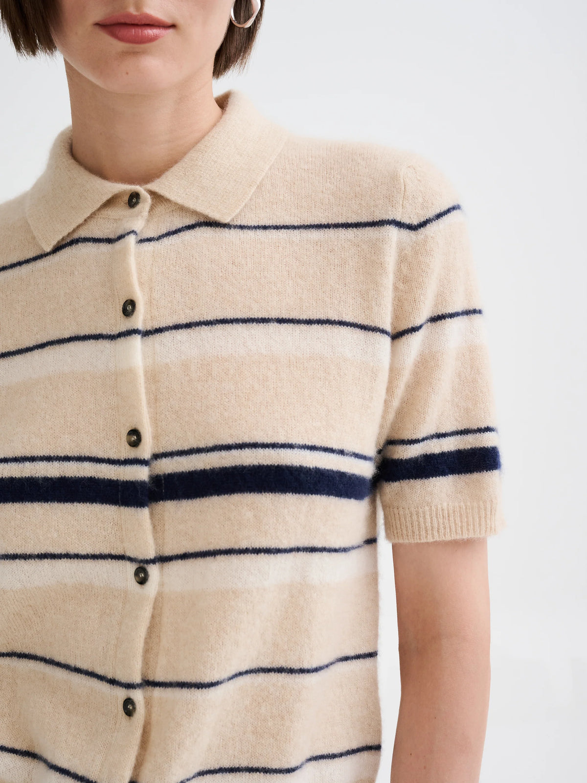 Polo cuello y rayas