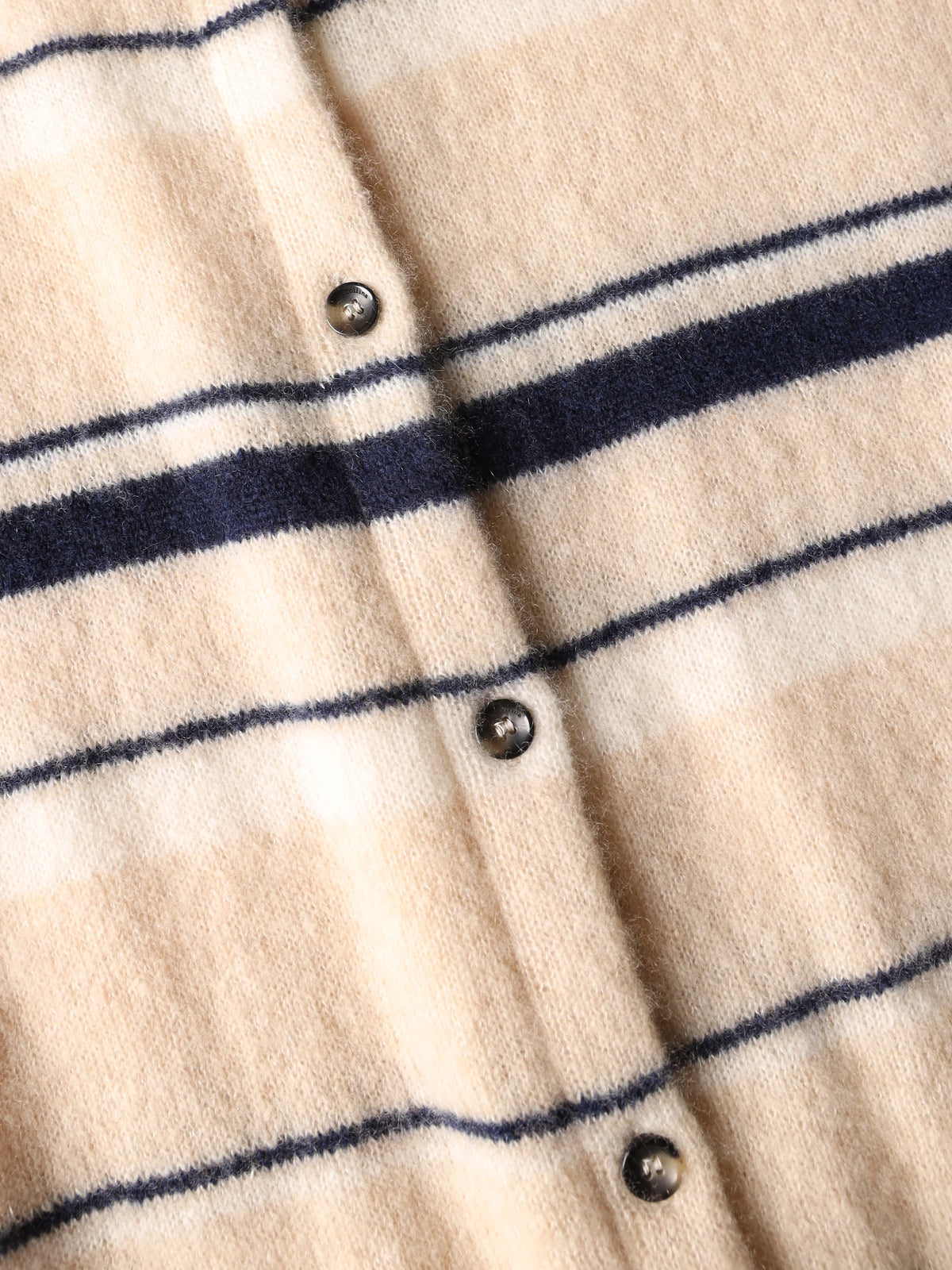 Polo cuello y rayas