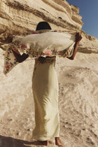 Vestido floritas en pico